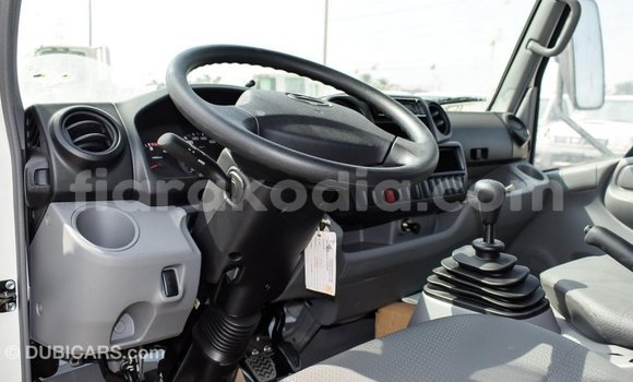 Hividy Hino 300 Series fotsy Truck in Import - Dubai in Diana Hividy Hino 300 Series fotsy Truck in Import - Dubai in Diana