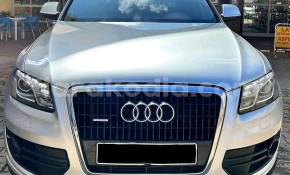 Acheter Occasion Voiture Audi Q5 Blanc à Ambatomainty , Melaky Acheter Occasion Voiture Audi Q5 Blanc à Ambatomainty , Melaky