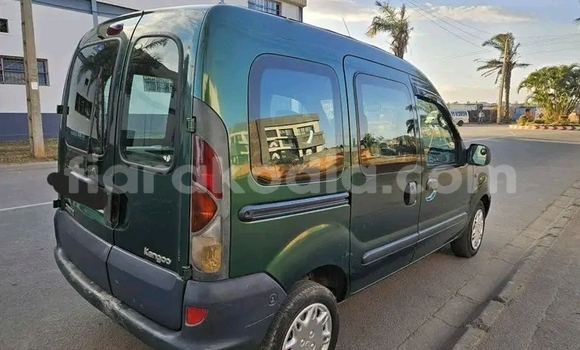 Buy Used Renault Captur Green Car in Ambatomainty in Melaky Buy Used Renault Captur Green Car in Ambatomainty in Melaky