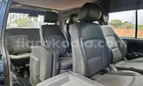 Acheter Occasion Voiture Hyundai Starex (H-1) Other à Andilamena, Alaotra-Mangoro Acheter Occasion Voiture Hyundai Starex (H-1) Other à Andilamena, Alaotra-Mangoro