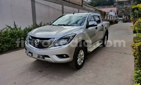 Acheter Occasion Voiture Mazda BT-50 Other à Ambatolampy, Vakinankaratra Acheter Occasion Voiture Mazda BT-50 Other à Ambatolampy, Vakinankaratra