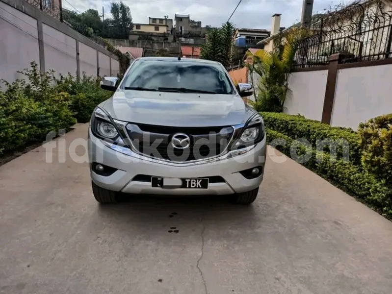 Big with watermark mazda bt 50 vakinankaratra ambatolampy 8820