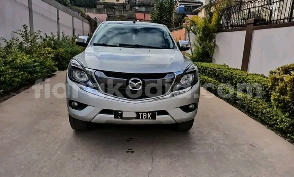 Acheter Occasion Voiture Mazda BT-50 Other à Ambatolampy, Vakinankaratra Acheter Occasion Voiture Mazda BT-50 Other à Ambatolampy, Vakinankaratra