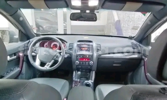 Buy Used Kia Sorento Red Car in Ambohregion_idratrimo in Analamanga Buy Used Kia Sorento Red Car in Ambohregion_idratrimo in Analamanga