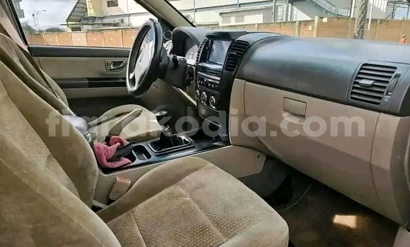 Acheter Occasion Voiture Kia Sorento Noir à Ambohimahasoa , Haute Matsiatra Acheter Occasion Voiture Kia Sorento Noir à Ambohimahasoa , Haute Matsiatra