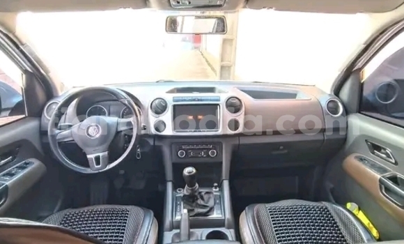 Acheter Occasion Voiture Volkswagen Amarok Blanc à Antsirambazaha (Andoany, Hell–Ville), Diana Acheter Occasion Voiture Volkswagen Amarok Blanc à Antsirambazaha (Andoany, Hell–Ville), Diana