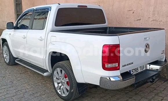 Buy Used Volkswagen Amarok White Car in Antsirambazaha (Andoany, Hell–City) in Diana Buy Used Volkswagen Amarok White Car in Antsirambazaha (Andoany, Hell–City) in Diana