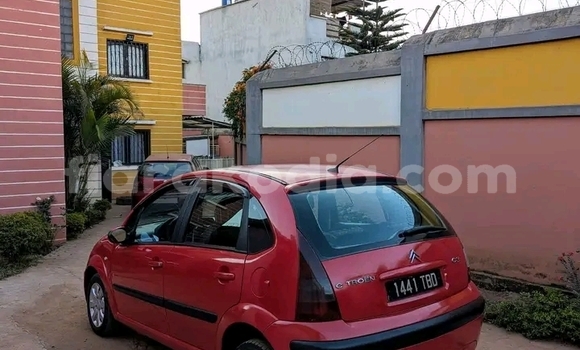 Buy Used Citroen C3 Red Car in Ambatondrazaka in Alaotra-Mangoro Buy Used Citroen C3 Red Car in Ambatondrazaka in Alaotra-Mangoro