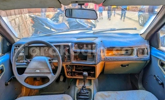 Acheter Occasion Voiture Ford Sierra Bleu à Ambatondrazaka, Alaotra-Mangoro Acheter Occasion Voiture Ford Sierra Bleu à Ambatondrazaka, Alaotra-Mangoro