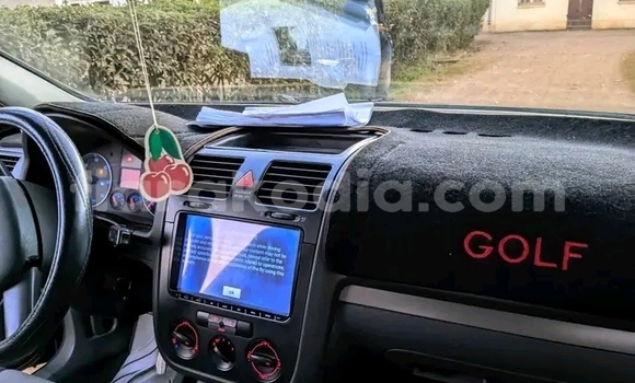 Buy Used Volkswagen Golf Black Car in Ambatomainty in Melaky Buy Used Volkswagen Golf Black Car in Ambatomainty in Melaky