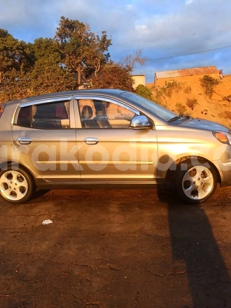 Big with watermark kia morning alaotra mangoro amparafaravola 8849