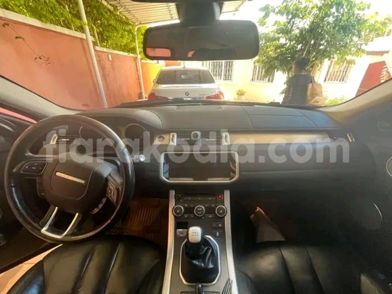 Big with watermark range rover evoque melaky ambatomainty 8851