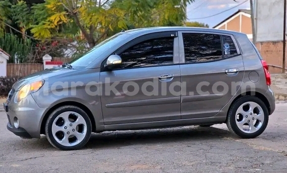 Acheter Occasion Voiture Kia Morning Noir à Ambatomainty , Melaky Acheter Occasion Voiture Kia Morning Noir à Ambatomainty , Melaky