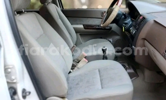 Acheter Occasion Voiture Hyundai Getz Blanc à Ambatondrazaka, Alaotra-Mangoro Acheter Occasion Voiture Hyundai Getz Blanc à Ambatondrazaka, Alaotra-Mangoro