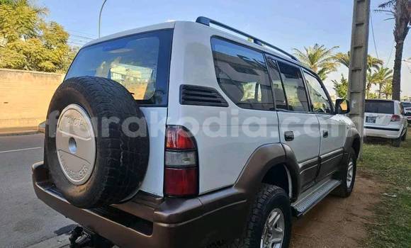 Acheter Occasion Voiture Toyota Prado Gris à Antananarivo, Analamanga Acheter Occasion Voiture Toyota Prado Gris à Antananarivo, Analamanga