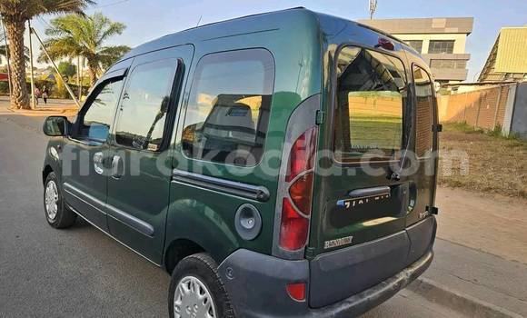 Acheter Occasion Voiture Renault Kangoo Gris à Antananarivo, Analamanga Acheter Occasion Voiture Renault Kangoo Gris à Antananarivo, Analamanga