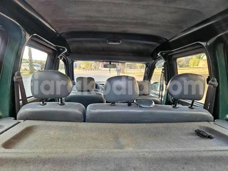 Big with watermark renault kangoo analamanga antananarivo 8855