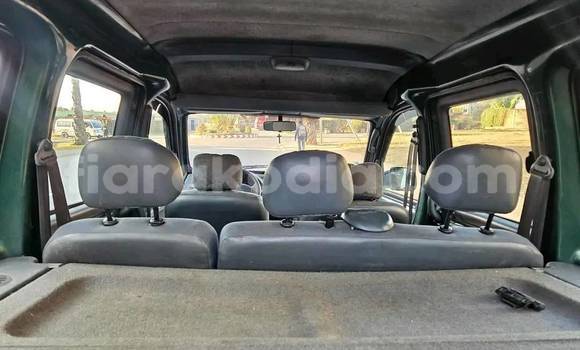 Acheter Occasion Voiture Renault Kangoo Gris à Antananarivo, Analamanga Acheter Occasion Voiture Renault Kangoo Gris à Antananarivo, Analamanga