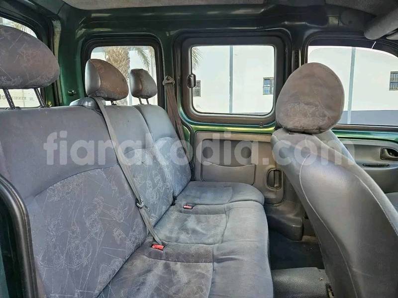 Big with watermark renault kangoo analamanga antananarivo 8855