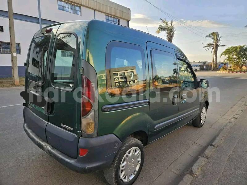 Big with watermark renault kangoo analamanga antananarivo 8855