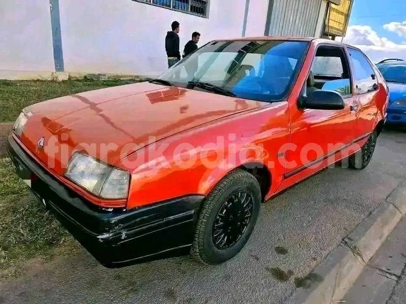 Big with watermark renault clio rs analamanga antananarivo 8857