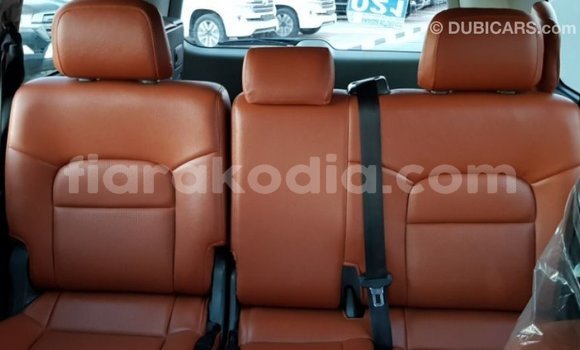 Buy Import Toyota Land Cruiser White Car in Import - Dubai in Diana Buy Import Toyota Land Cruiser White Car in Import - Dubai in Diana
