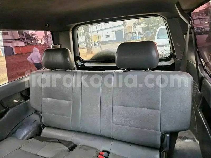 Big with watermark toyota prado toamasina andevoranto 8860