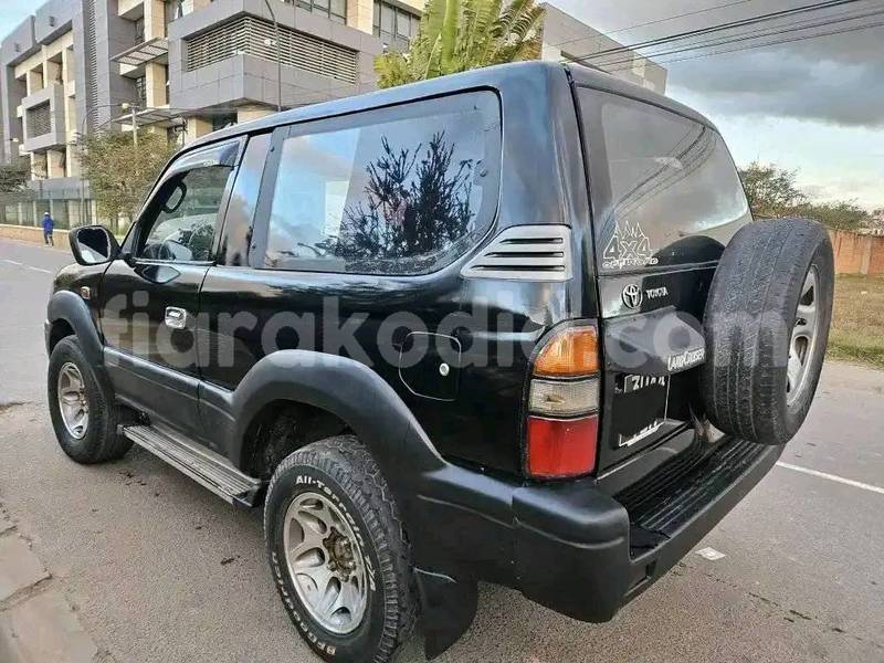 Big with watermark toyota prado toamasina andevoranto 8860