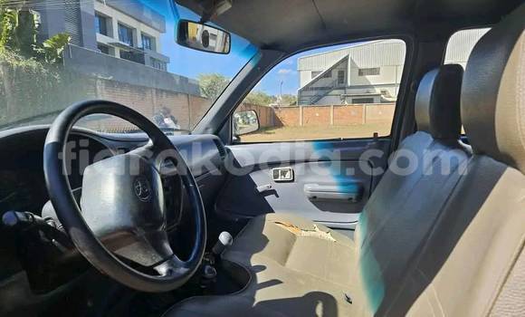 Acheter Occasion Voiture Toyota Hilux Bleu à Antananarivo, Analamanga Acheter Occasion Voiture Toyota Hilux Bleu à Antananarivo, Analamanga