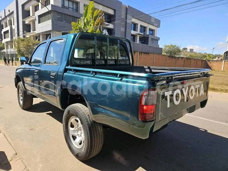 Big with watermark toyota hilux analamanga antananarivo 8861