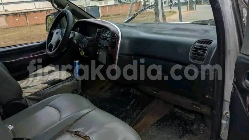 Big with watermark hyundai starex analamanga antananarivo 8862