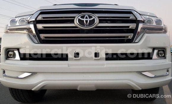 Buy Import Toyota Land Cruiser White Car in Import - Dubai in Diana Buy Import Toyota Land Cruiser White Car in Import - Dubai in Diana