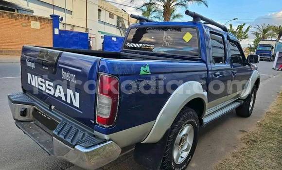 Acheter Occasion Voiture Nissan NP 300 Bleu à Antananarivo, Analamanga Acheter Occasion Voiture Nissan NP 300 Bleu à Antananarivo, Analamanga