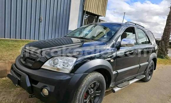Acheter Occasion Voiture Kia Sorento Noir à Antananarivo, Analamanga Acheter Occasion Voiture Kia Sorento Noir à Antananarivo, Analamanga