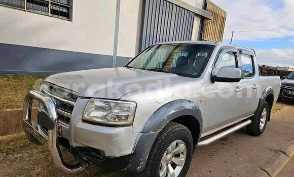 Acheter Occasion Voiture Ford Taunus Autre à Antananarivo, Analamanga Acheter Occasion Voiture Ford Taunus Autre à Antananarivo, Analamanga