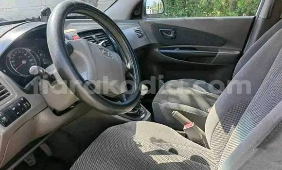 Buy Used Hyundai Tucson White Car in Antananarivo in Analamanga Buy Used Hyundai Tucson White Car in Antananarivo in Analamanga