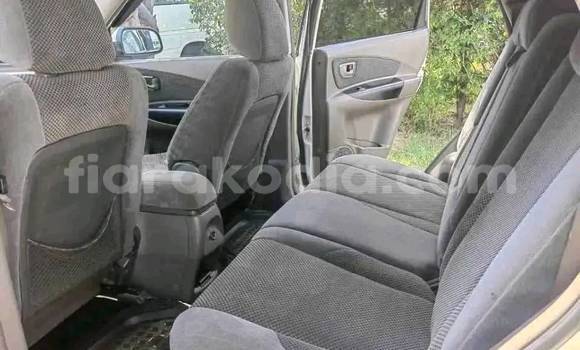 Buy Used Hyundai Tucson White Car in Antananarivo in Analamanga Buy Used Hyundai Tucson White Car in Antananarivo in Analamanga