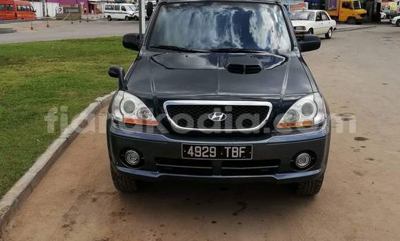 Acheter Occasion Voiture Hyundai Terracan Noir à Antananarivo, Analamanga Acheter Occasion Voiture Hyundai Terracan Noir à Antananarivo, Analamanga