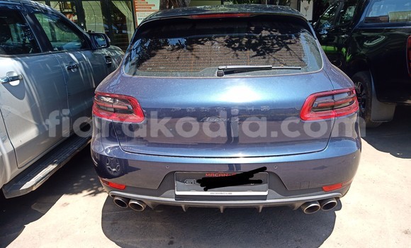 Acheter Occasion Voiture Porsche Macan Bleu à Antananarivo, Analamanga