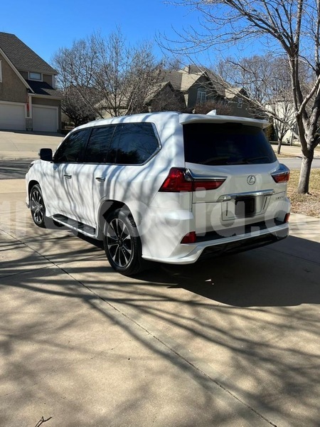 Big with watermark lexus lx 570 diana ambanja 8961