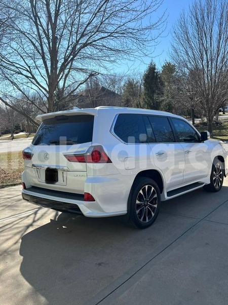 Big with watermark lexus lx 570 diana ambanja 8961