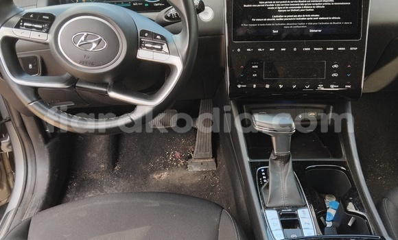 Buy Used Hyundai Tucson Silver Car in Antananarivo in Analamanga Buy Used Hyundai Tucson Silver Car in Antananarivo in Analamanga