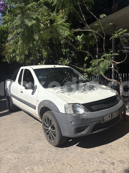 Big with watermark dacia logan analamanga antananarivo 8969