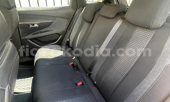 Hividy Peugeot 3008 Silver Car in Antananarivo in Analamanga Hividy Peugeot 3008 Silver Car in Antananarivo in Analamanga