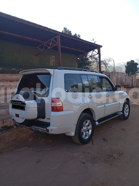 Big with watermark mitsubishi pajero analamanga antananarivo 8972