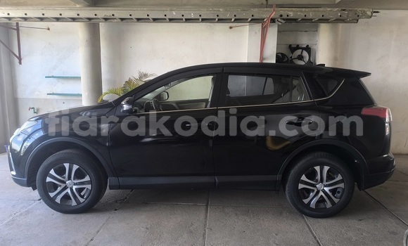Acheter Occasion Voiture Toyota RAV4 Noir à Antananarivo, Analamanga