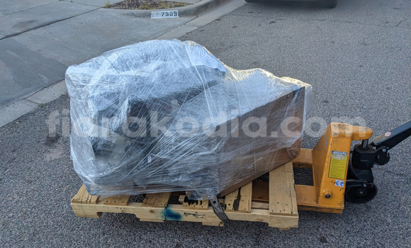 Acheter Mercedes-Benz E-Class, à Antananarivo, Analamanga Acheter Mercedes-Benz E-Class, à Antananarivo, Analamanga