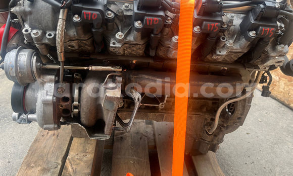 Acheter 13 Mercedes ML63 AMG. à Antananarivo, Analamanga Acheter 13 Mercedes ML63 AMG. à Antananarivo, Analamanga