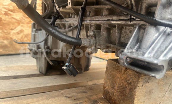 Acheter 13 Mercedes ML63 AMG. à Antananarivo, Analamanga Acheter 13 Mercedes ML63 AMG. à Antananarivo, Analamanga