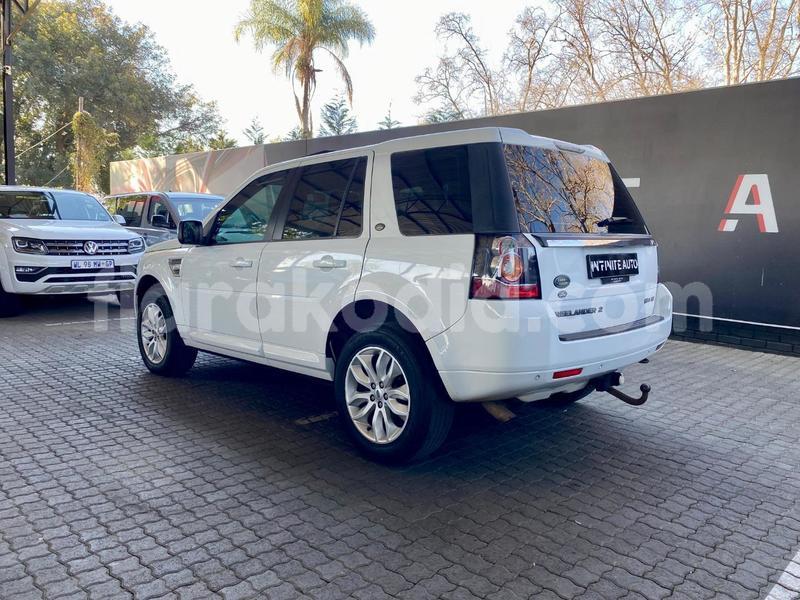 Big with watermark land rover freelander toamasina andevoranto 8997